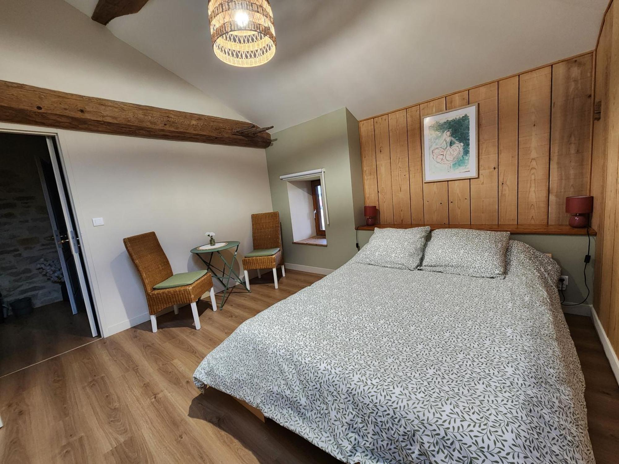 Chambres D'Hotes Aux Petits Belezins 생-아모르 외부 사진